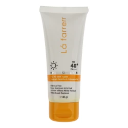 خرید کرم ضد آفتاب بدون رنگ لافارر SPF 40 مدل مینرال