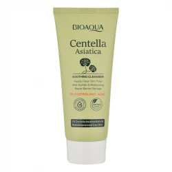 فوم شستشوی صورت بی آکوا مدل Centella مناسب برای انواع پوست وزن 100 گرم
