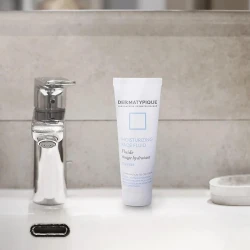 کرم مرطوب‌کننده درماتیپیک مدل 02 مناسب پوست های چرب و مختلط حجم 50 میلی‌لیتر