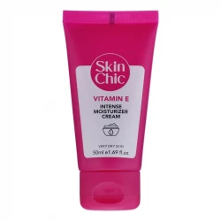 کرم مرطوب کننده اسکین شیک مدل Vitamin E حجم 50 میلی لیتر