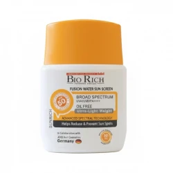 فلوئید ضد آفتاب بی‌رنگ صورت بایوریچ SPF 50 مدل BROAD SPECTRUM محافظ UVA ،UVB و PA+++،مناسب برای انواع پوست‌ حجم 50 میلی‌لیتر