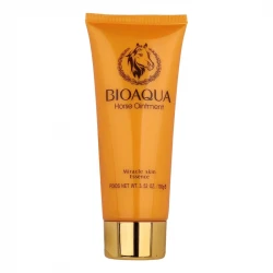 فوم شست‌وشوی صورت بی آکوا مدل Horse Ointment مناسب برای انواع پوست وزن 100 گرم